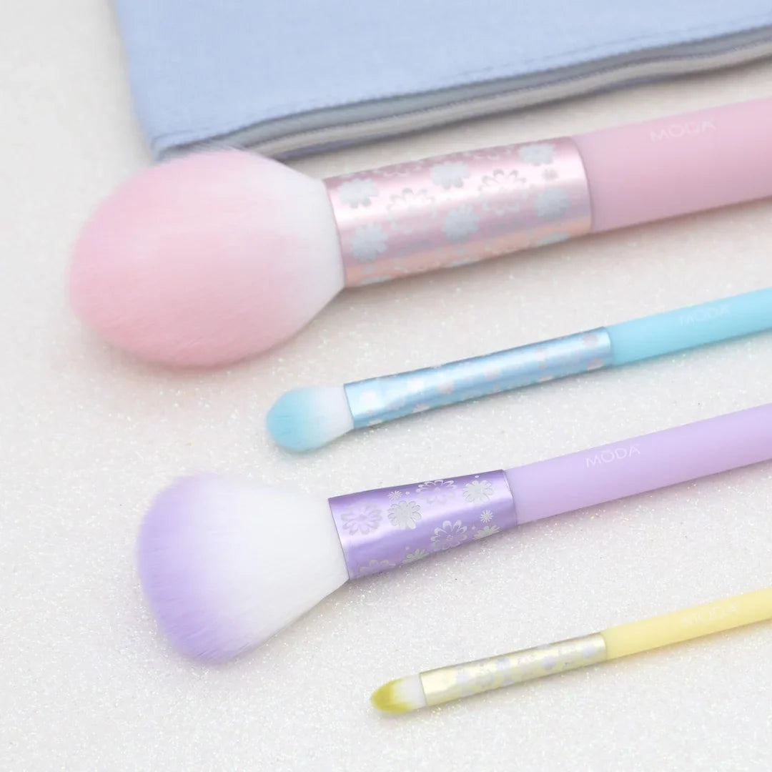 Blush, Makeup and Highlighter, Pointed Pastel Moda Brush Makeup Includes Complete Brushes Posh Shader Set, Face 5pc Brush