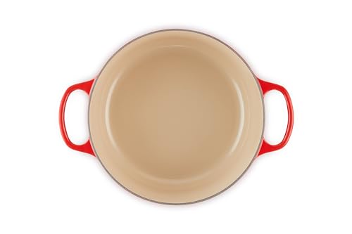 Le Creuset Enameled Cast Iron Signature Round Dutch Oven, 7.25 qt., Licorice