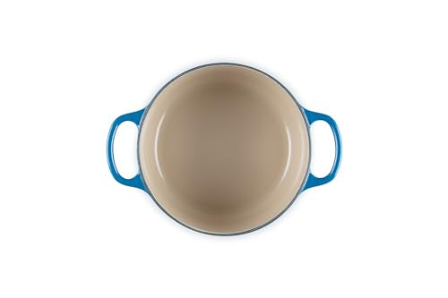 Le Creuset Enameled Cast Iron Signature Round Dutch Oven, 7.25 qt., Caribbean