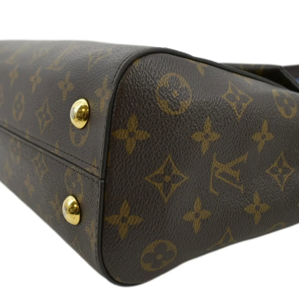 VUITTON MM Brown Bag Monogram Shoulder LOUIS Used Canvas Cluny