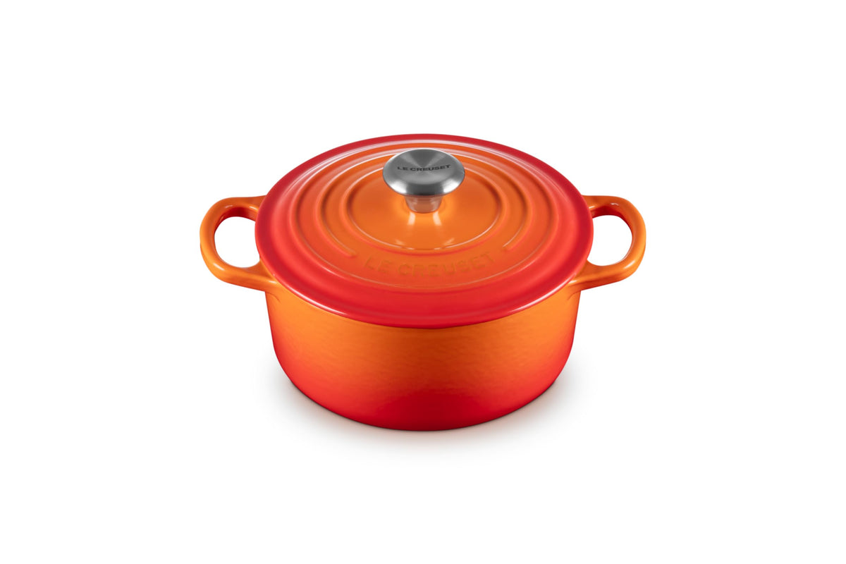 Le Creuset Enameled Cast Iron Signature Round Dutch Oven, 7.25 qt., Caribbean