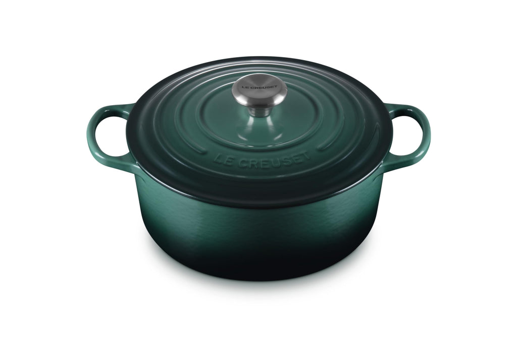 Le Creuset Enameled Cast Iron Signature Round Dutch Oven, 7.25 qt., Caribbean