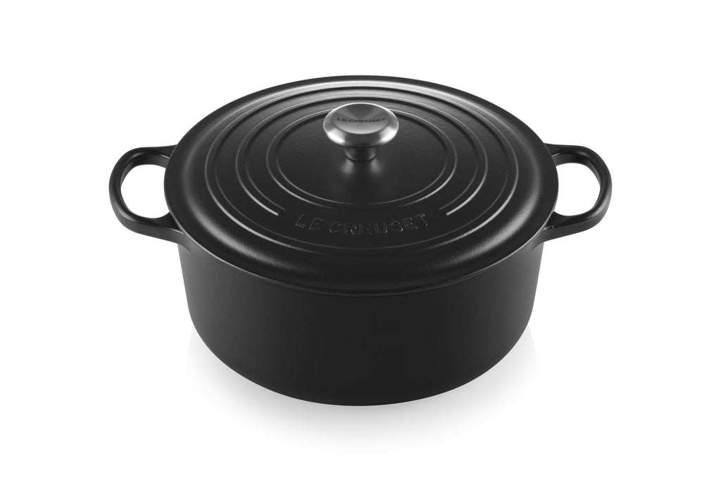 Le Creuset Enameled Cast Iron Signature Round Dutch Oven, 7.25 qt., Caribbean