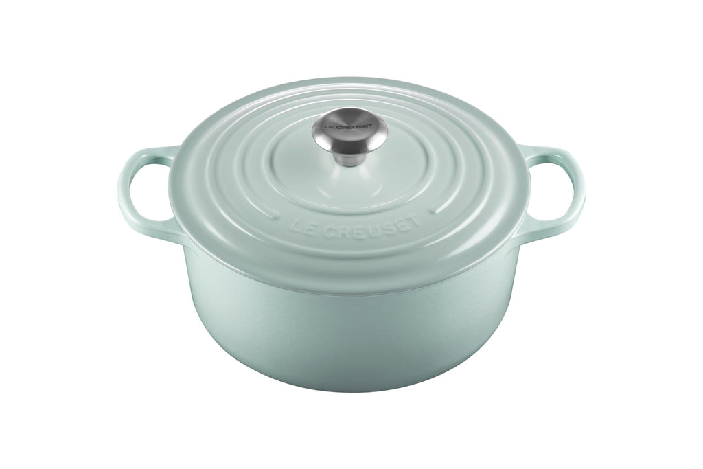 Le Creuset Enameled Cast Iron Signature Round Dutch Oven, 7.25 qt., Caribbean