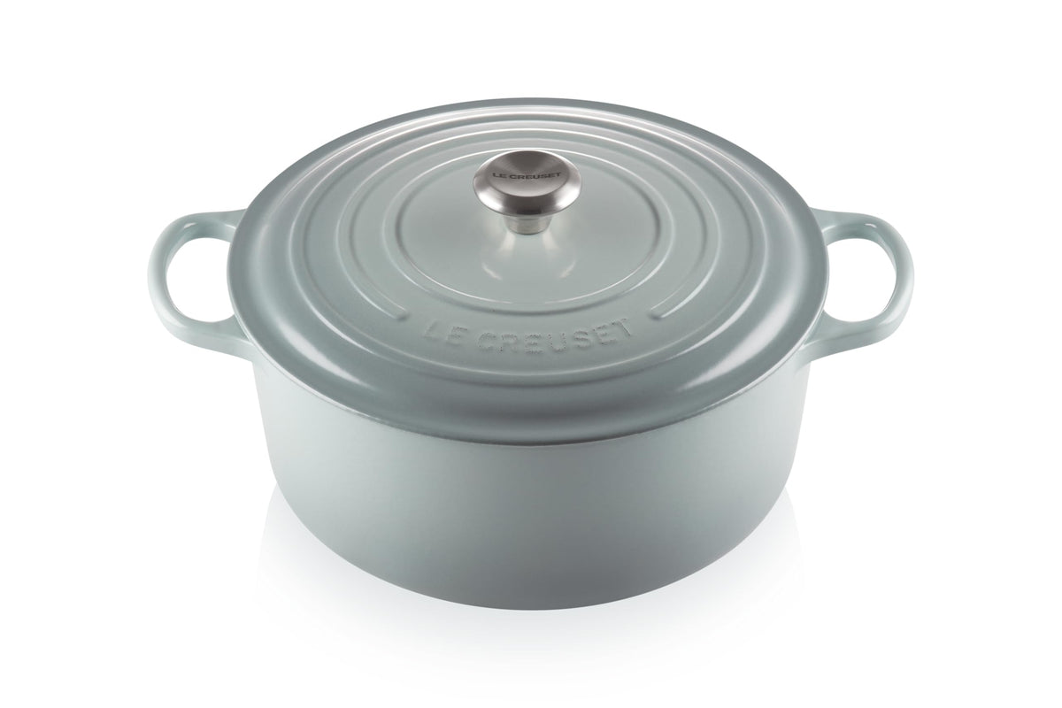 Le Creuset Enameled Cast Iron Signature Round Dutch Oven, 7.25 qt., Licorice