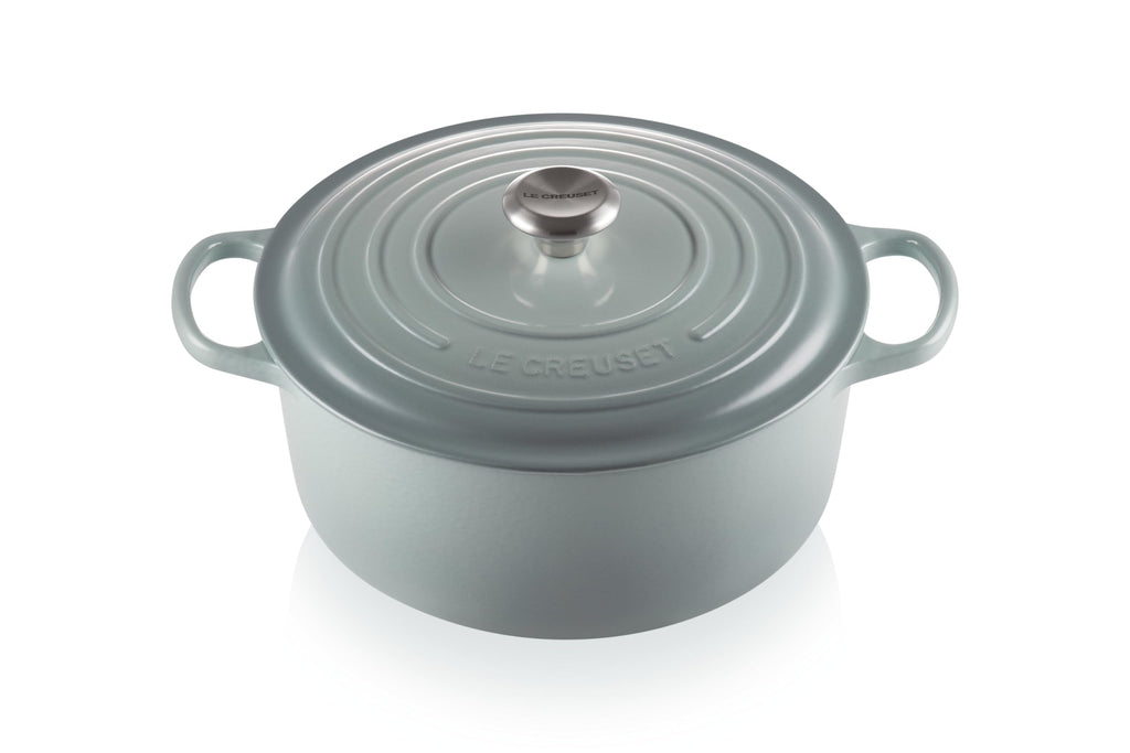 Le Creuset Enameled Cast Iron Signature Round Dutch Oven, 7.25 qt., Caribbean
