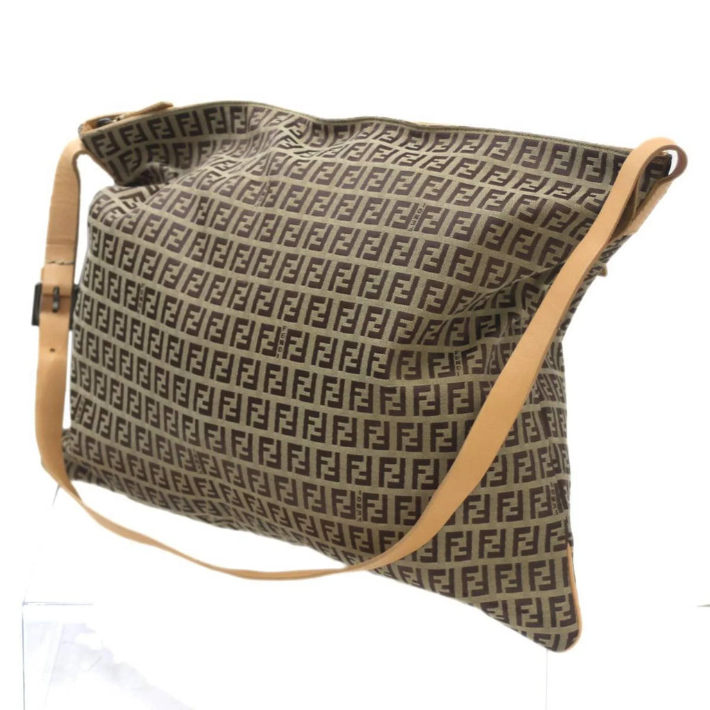 bag FENDI (Good) Zucca pattern Shoulder 2355.7VA020.28E Pre-Owned Brown
