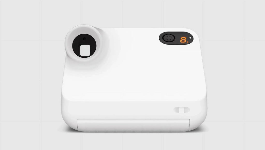 With White Mini Clip, Polaroid PRD6219 Go Camera Instant