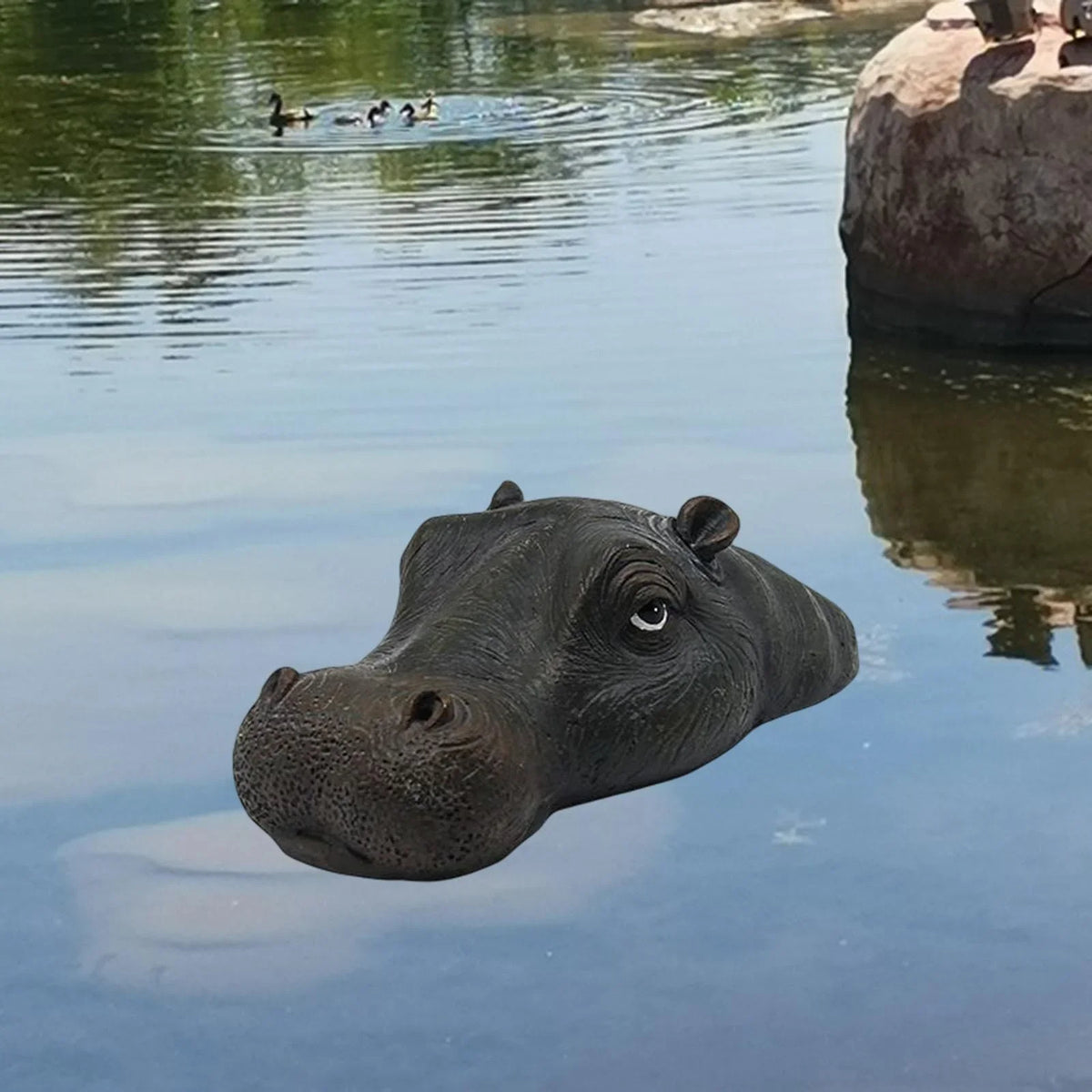 Closed Pool Head Swimming Realistic Animals Statue for Floating Mouth Hippo Novelty Ornaments