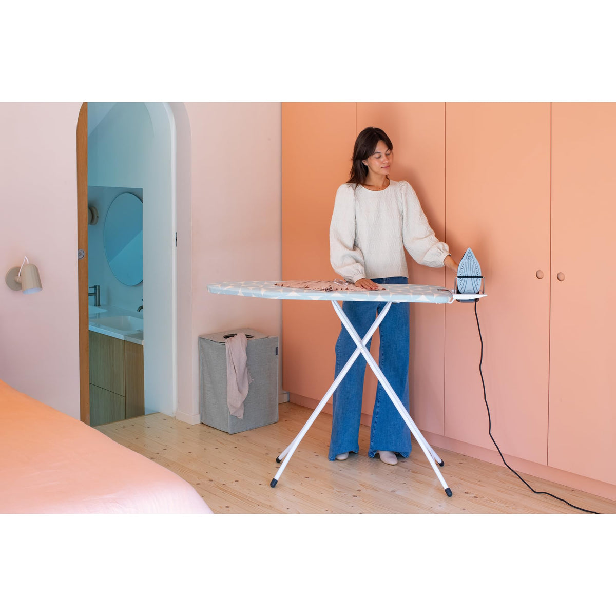 Brabantia Size C Ironing Board (49 x 18in) 7 Height Options, Adjustable Steam Iron Rest Holder & Linen Rack (Ecru) Non-Slip Feet, Anti-Collapse Child