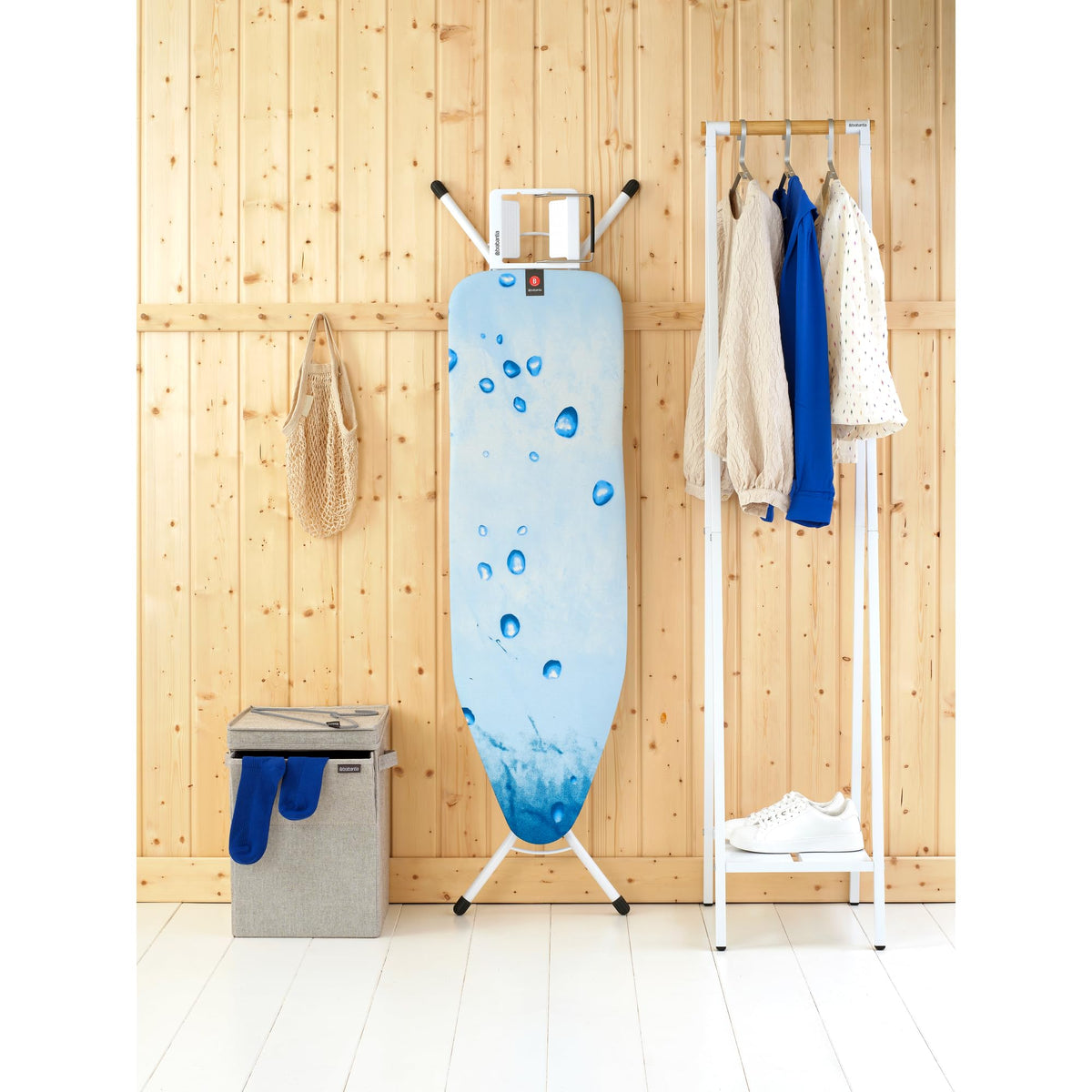 Brabantia Size C Ironing Board (49 x 18in) 7 Height Options, Adjustable Steam Iron Rest Holder & Linen Rack (Ecru) Non-Slip Feet, Anti-Collapse Child