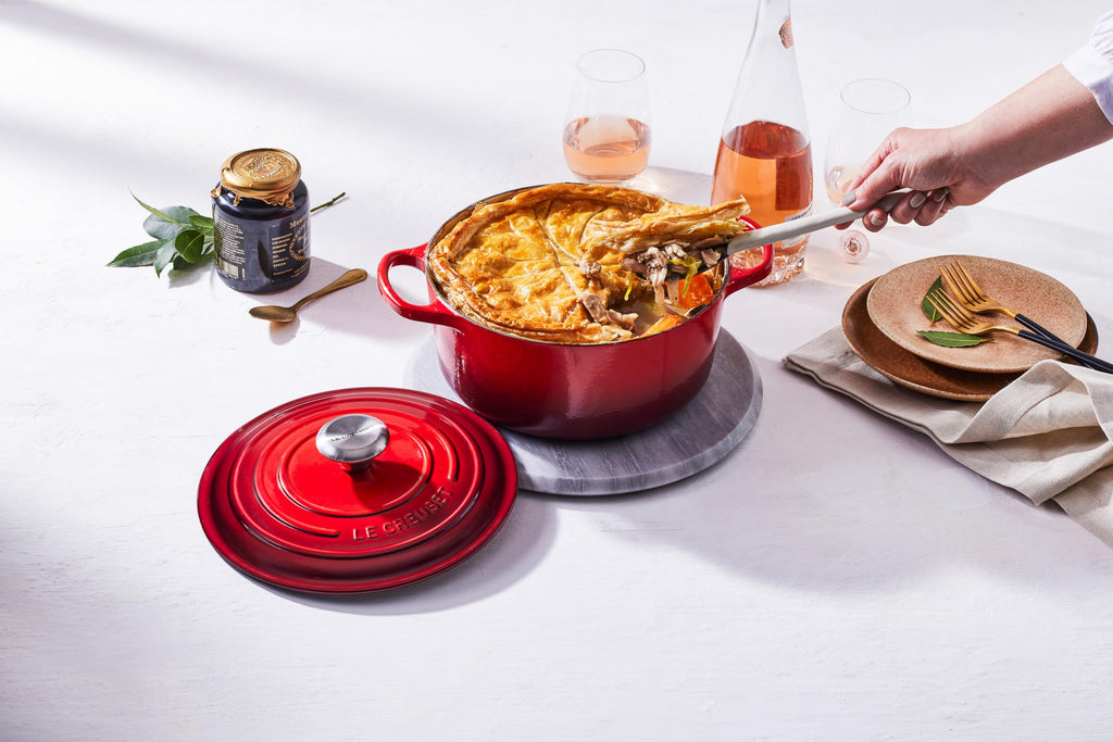 Le Creuset Enameled Cast Iron Signature Round Dutch Oven, 7.25 qt., Licorice