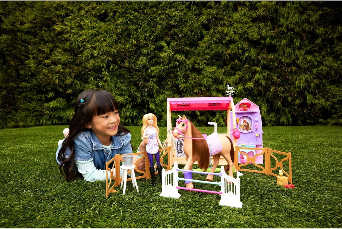 Barbie - Playset Stable Doll and Horse - 6 Play Areas & 25 Accessories Included - Inspired by Netflix Barbie Mysteries: The Great Horse Chase Kids