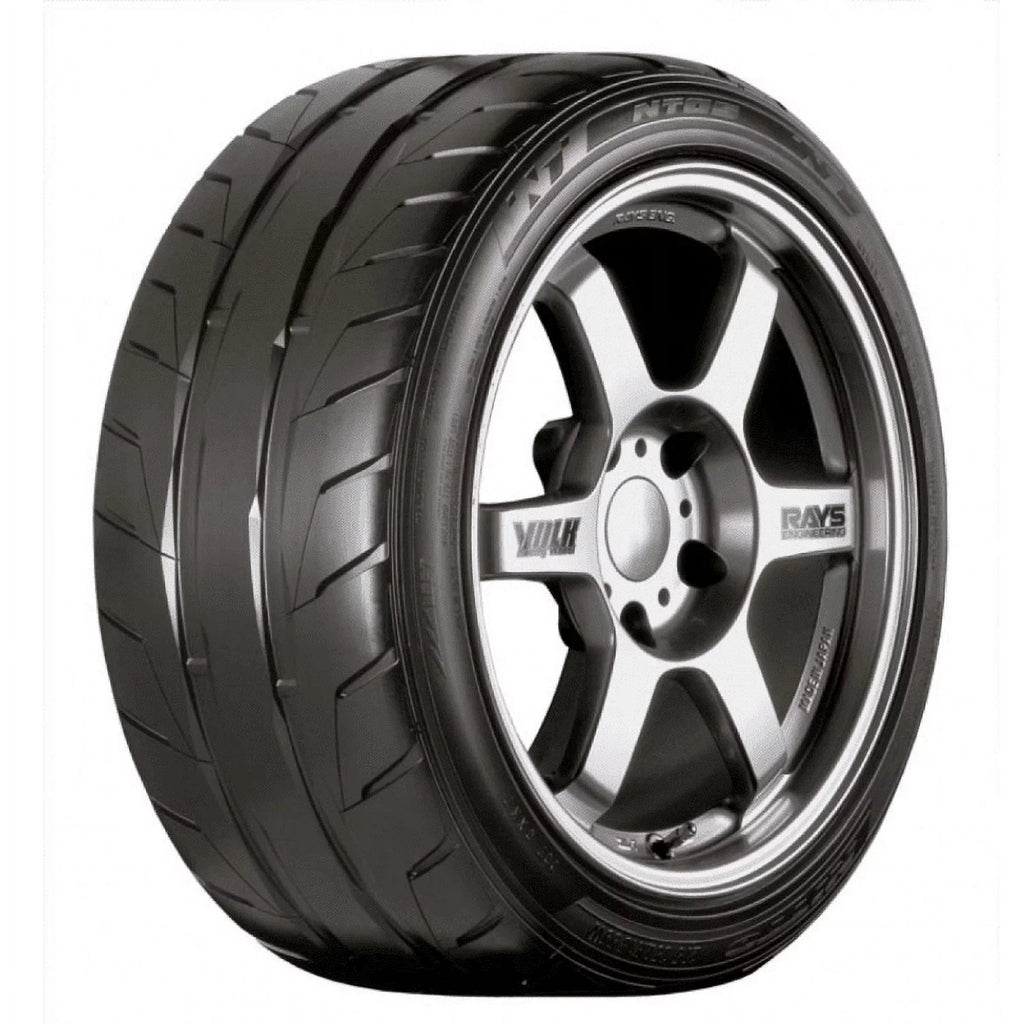 Motivo 98W Nitto 275/40R17