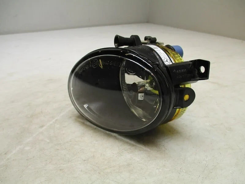 Mounted Pre-Owned 2023 Bumper LH (Good) OEM Light Sprinter Driver Mercedes Fog
