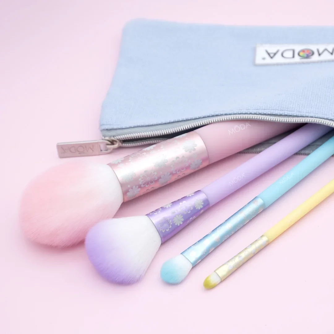 Blush, Makeup and Highlighter, Pointed Pastel Moda Brush Makeup Includes Complete Brushes Posh Shader Set, Face 5pc Brush