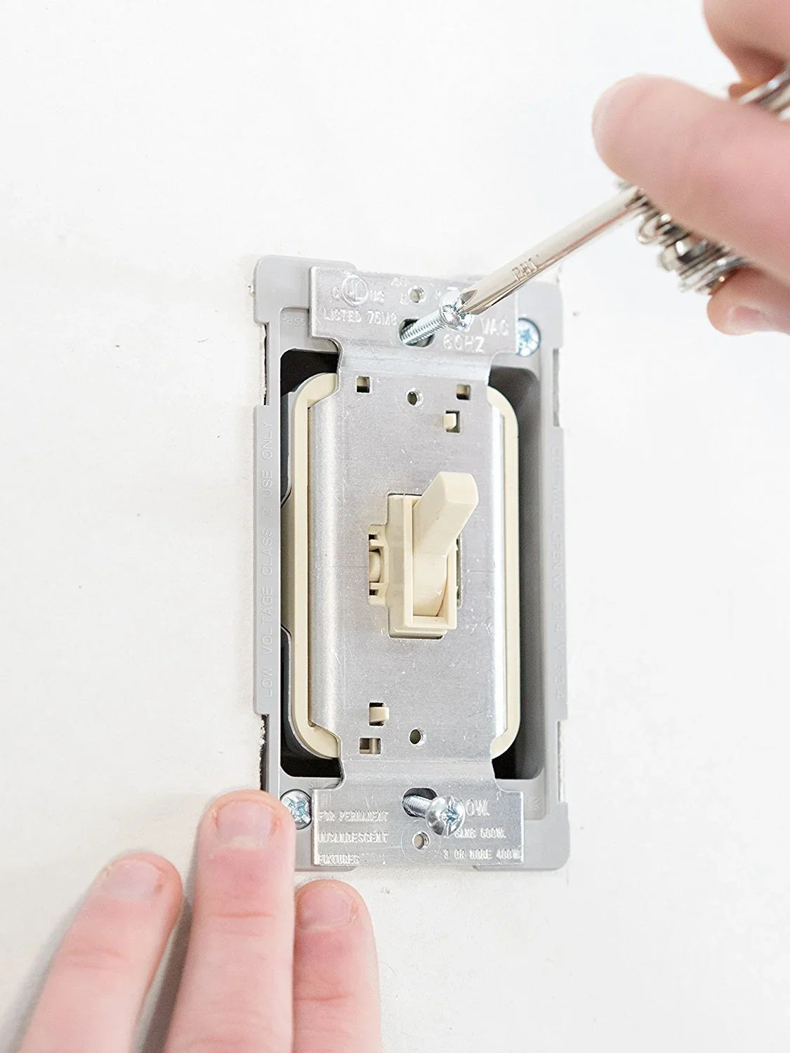 Switch & Toggle Quantity 1 - Pass Seymour Dimmer Legrand T603IV 3-Way Ivory 600-Watt