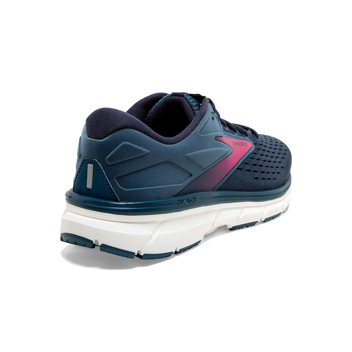 11 Brooks Dyad Running Shoe Women's
